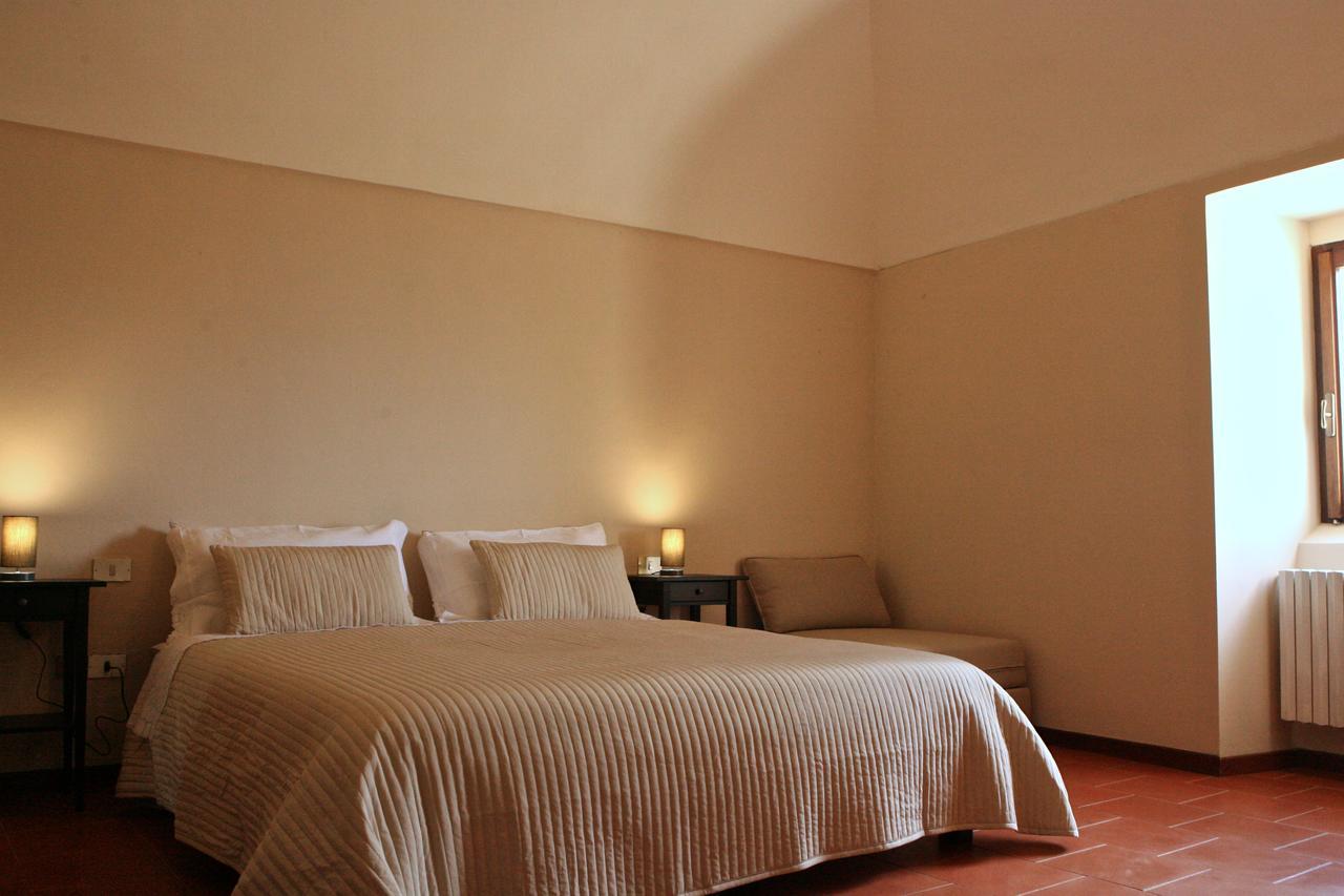 Convento Di San Colombo Hotel Санто Стефано ди Сесанио Екстериор снимка