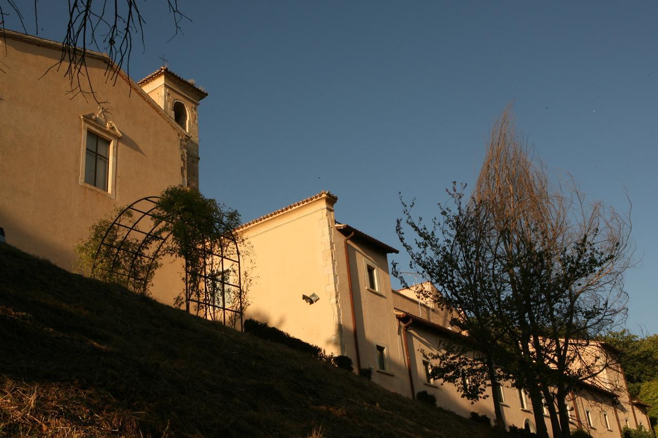 Convento Di San Colombo Hotel Санто Стефано ди Сесанио Екстериор снимка