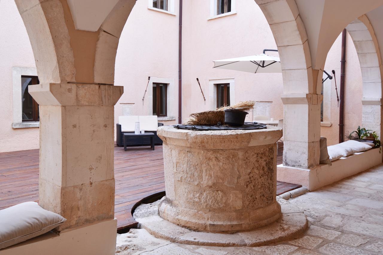 Convento Di San Colombo Hotel Санто Стефано ди Сесанио Екстериор снимка